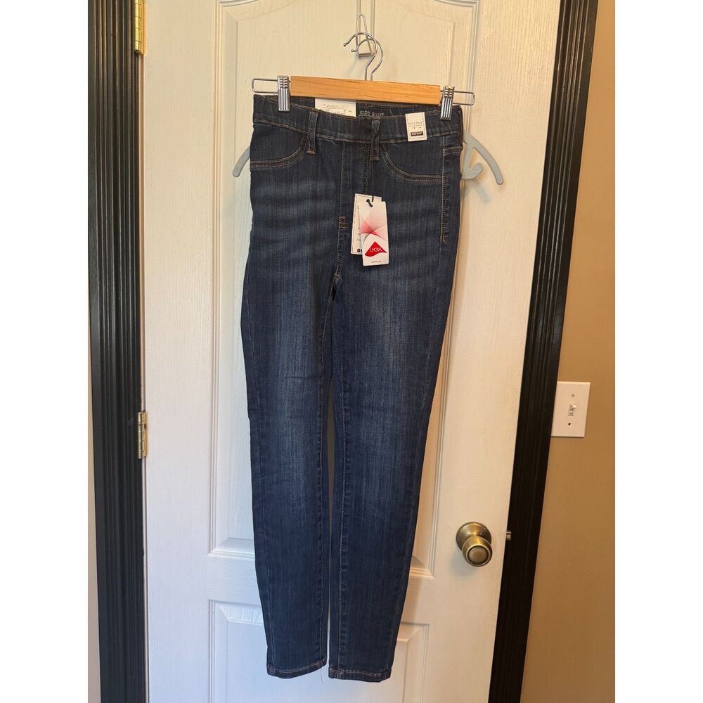 Judy Blue Pull-On Skinny Jeans